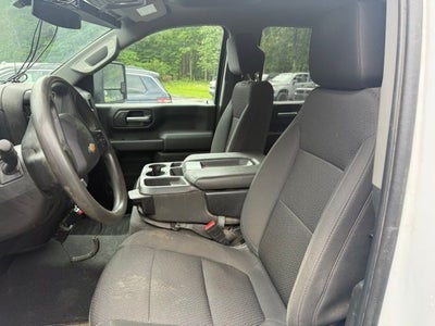 2023 Chevrolet Silverado 2500HD Custom 6.6 Liter V8 Crew Cab Crew Cab 4WD