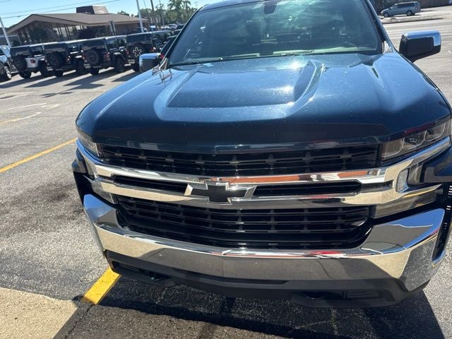2019 Chevrolet Silverado 1500 LT 5.3 Liter V8 ecoTec3 Couble Cab 4WD
