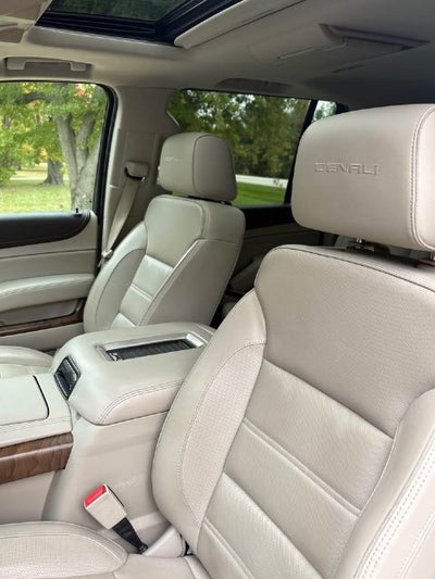 2019 GMC Yukon XL Denali 6.2 Liter V8 EcoTec3 4WD