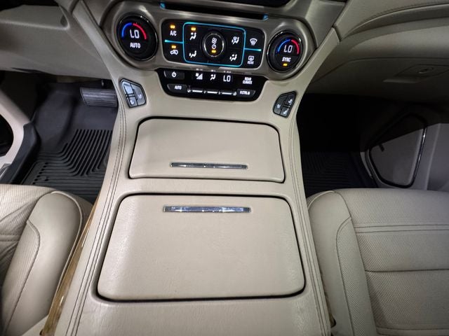 2017 GMC Yukon XL Denali 6.2 Liter V8 EcoTec3 4WD