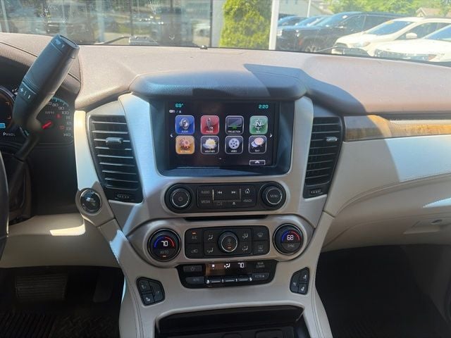 2017 GMC Yukon XL Denali 6.2 Liter V8 EcoTec3 4WD