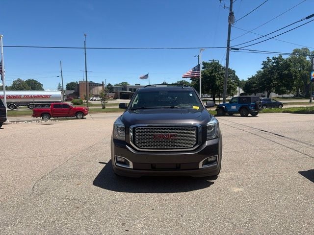 2017 GMC Yukon XL Denali 6.2 Liter V8 EcoTec3 4WD