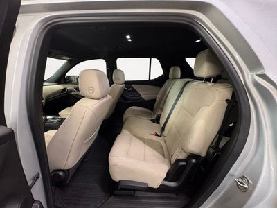 2022 Chevrolet Traverse LS 3.6 Liter V6 AWD 3rd Row Seating