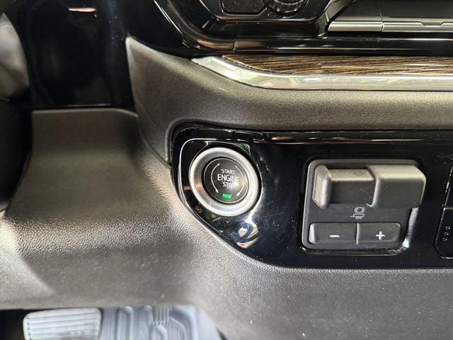 2024 GMC Sierra 2500HD SLE 6.6 Liter V8 Double Cab 4WD
