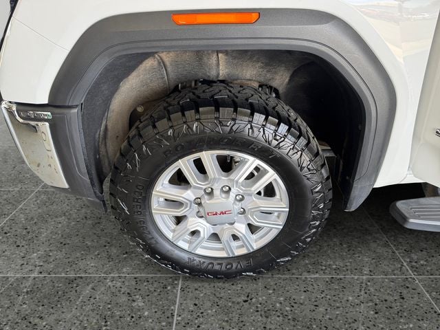 2024 GMC Sierra 2500HD SLE 6.6 Liter V8 Double Cab 4WD