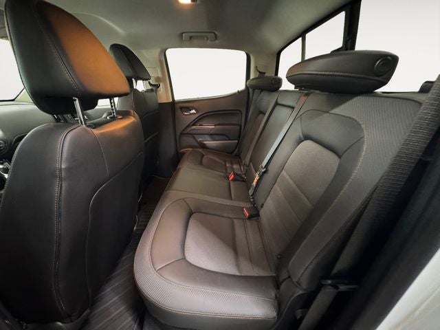 2022 GMC Canyon AT4 w/Cloth 3.6 Liter V6 Crew Cab 4WD