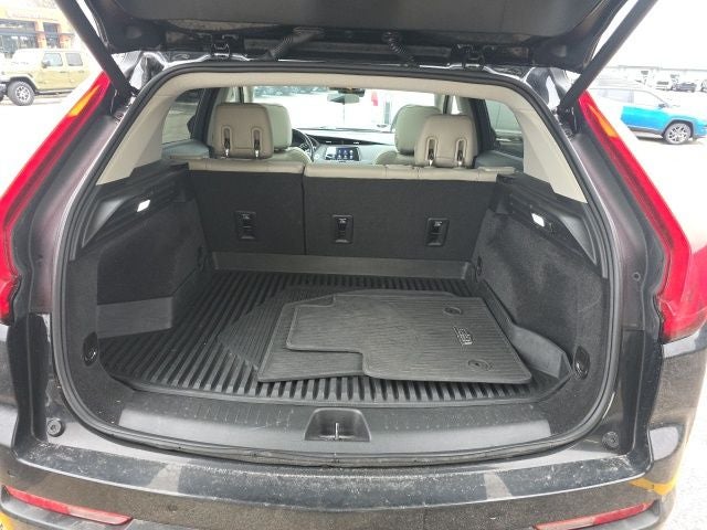 2021 Cadillac XT4 Luxury 2.0 Liter Turbocharged AWD