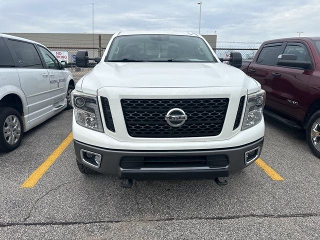2017 Nissan Titan XD PRO-4X 5.0 Liter V8 Crew Cab 4WD