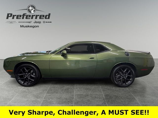 2022 Dodge Challenger SXT 3.6 Liter V6 2D Coupe RWD Automatic