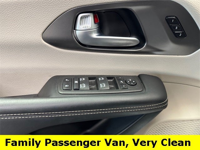 2024 Chrysler Pacifica Touring L 3.6 Liter V6 7 Passenger 3rd Row Seating