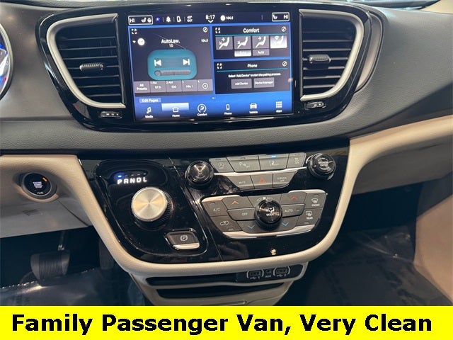 2024 Chrysler Pacifica Touring L 3.6 Liter V6 7 Passenger 3rd Row Seating