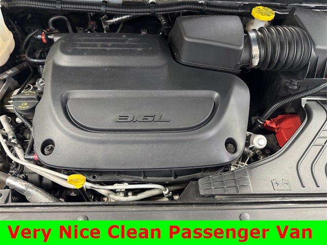 2024 Chrysler Pacifica Touring L 3.6 Liter V6 7 Passenger 3rd Row Seating