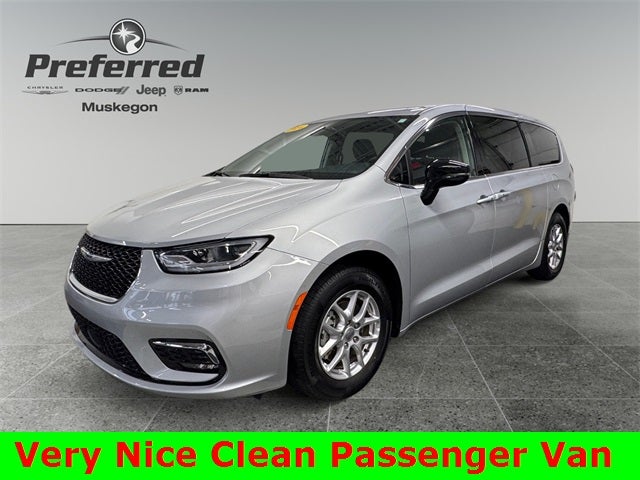 2024 Chrysler Pacifica Touring L 3.6 Liter V6 7 Passenger 3rd Row Seating