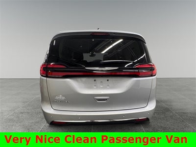 2024 Chrysler Pacifica Touring L 3.6 Liter V6 7 Passenger 3rd Row Seating