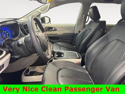 2024 Chrysler Pacifica Touring L 3.6 Liter V6 7 Passenger 3rd Row Seating