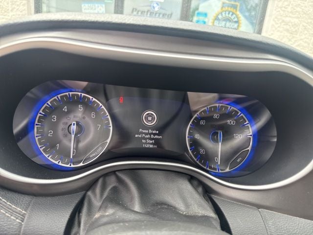 2021 Chrysler Pacifica Touring L 3.6 Liter V6 7 Passenger 3rd Row Seating