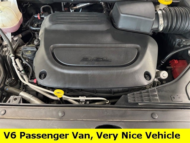 2024 Chrysler Pacifica Touring L 3.6 Liter V6 7 Passenger 3rd Row Seating