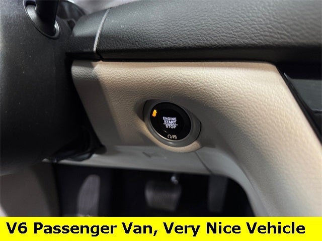 2024 Chrysler Pacifica Touring L 3.6 Liter V6 7 Passenger 3rd Row Seating