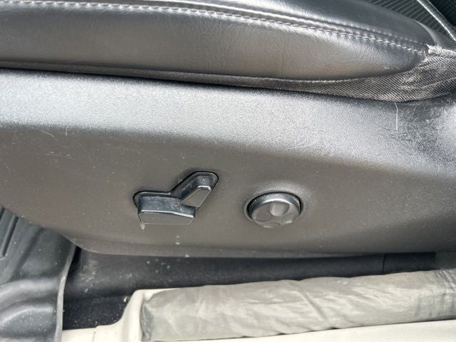 2021 Chrysler Voyager LXI 3.6 Liter V6 7 Passenger 3rd Row Seating