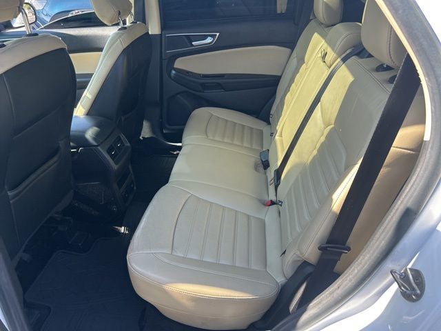 2016 Ford Edge SEL 3.5 Liter V6 AWD Leather Seating
