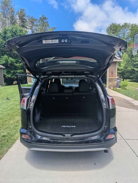 2017 Toyota RAV4 SE 2.5 Liter AWD