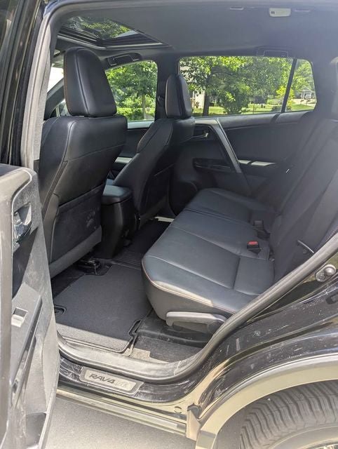 2017 Toyota RAV4 SE 2.5 Liter AWD