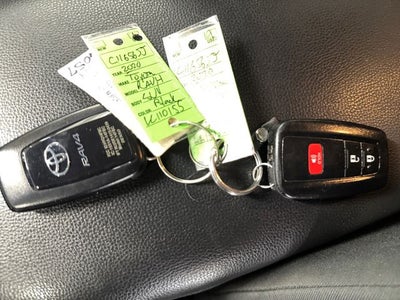 2020 Toyota RAV4 XLE 2.5 Liter AWD