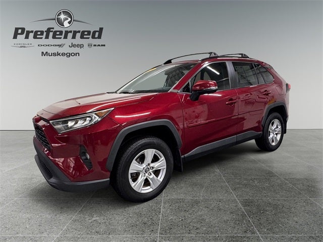2020 Toyota RAV4 XLE 2.5 Liter AWD