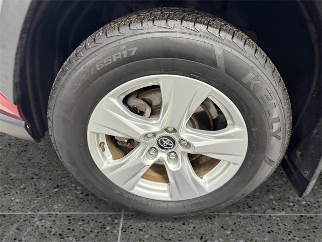 2020 Toyota RAV4 XLE 2.5 Liter AWD