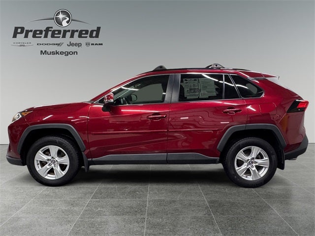 2020 Toyota RAV4 XLE 2.5 Liter AWD