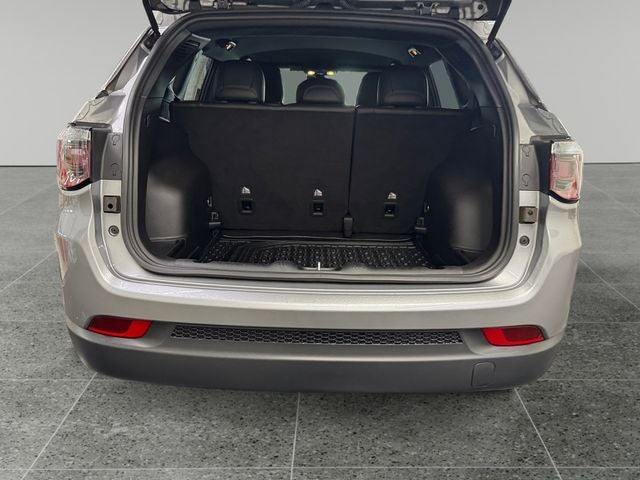 2023 Jeep Compass Latitude Lux 2.0 Liter 4WD