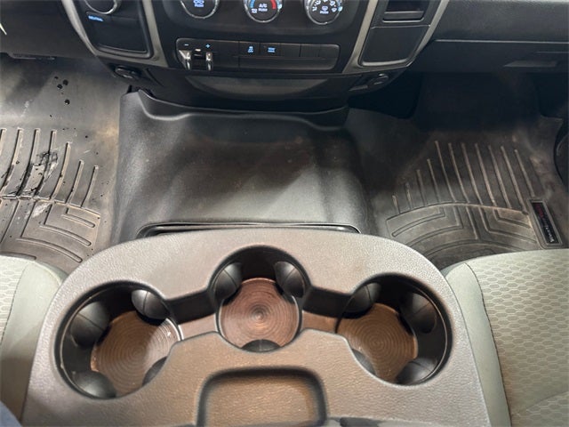 2018 RAM 2500 SLT 5.7 Liter V8 Hemi Crew Cab 4WD