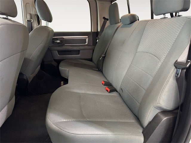 2018 RAM 2500 SLT 5.7 Liter V8 Hemi Crew Cab 4WD