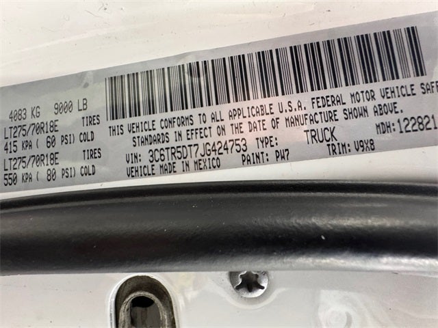 2018 RAM 2500 SLT 5.7 Liter V8 Hemi Crew Cab 4WD