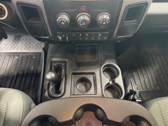 2017 RAM 2500 Tradesman 6.4 Liter V8 Hemi Crew Cab 4WD