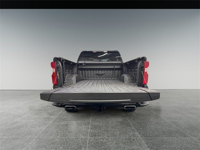 2022 Chevrolet Silverado 1500 LT Trail Boss 5.3 Liter V8 EcoTec3 Crew Cab 4WD