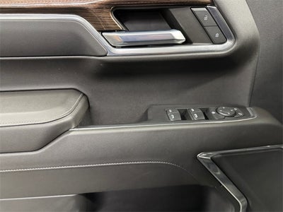 2022 Chevrolet Silverado 1500 LT Trail Boss 5.3 Liter V8 EcoTec3 Crew Cab 4WD