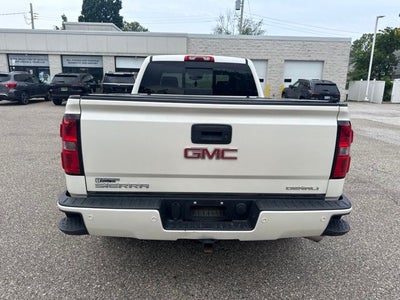 2015 GMC Sierra 1500 Denali 5.3 Liter V8 EcoTec3 Crew Cab 4WD