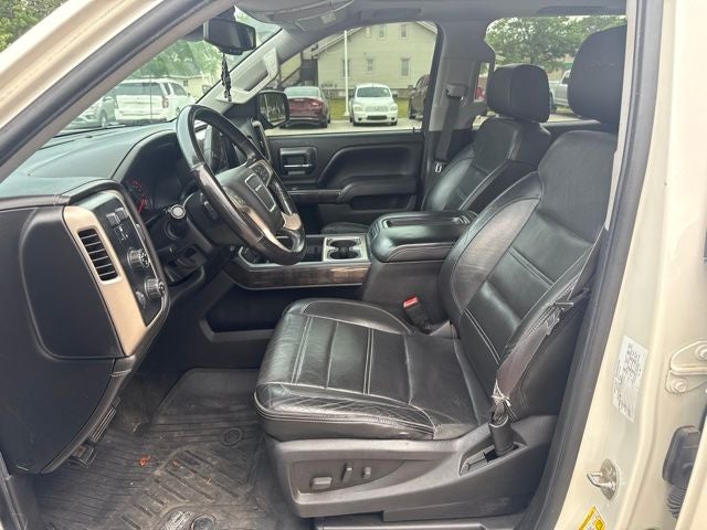 2015 GMC Sierra 1500 Denali 5.3 Liter V8 EcoTec3 Crew Cab 4WD