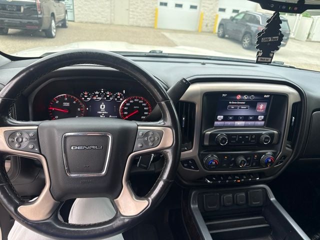 2015 GMC Sierra 1500 Denali 5.3 Liter V8 EcoTec3 Crew Cab 4WD