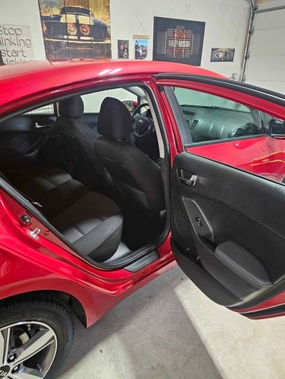 2018 Kia Forte S 2.0 Liter Sedan Automatic