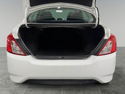 2015 Nissan Versa 1.6 SV Sedan Automatic