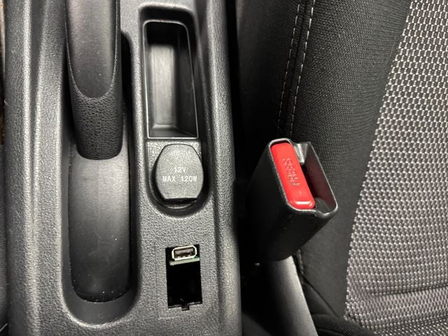 2015 Nissan Versa 1.6 SV Sedan Automatic