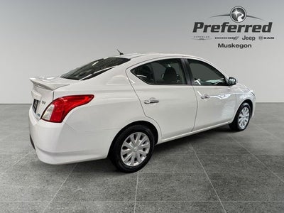 2015 Nissan Versa 1.6 SV Sedan Automatic
