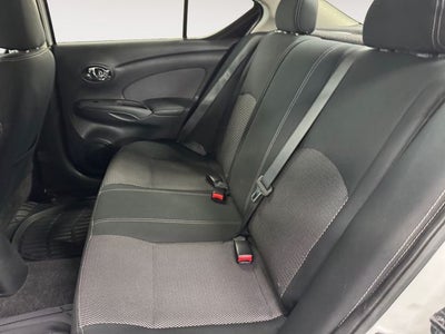 2015 Nissan Versa 1.6 SV Sedan Automatic