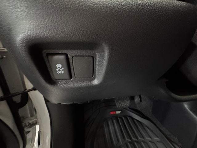 2015 Nissan Versa 1.6 SV Sedan Automatic