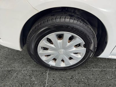 2015 Nissan Versa 1.6 SV Sedan Automatic