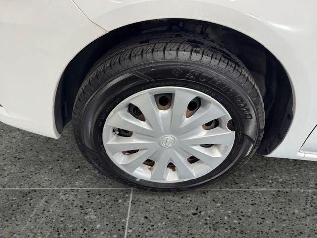 2015 Nissan Versa 1.6 SV Sedan Automatic