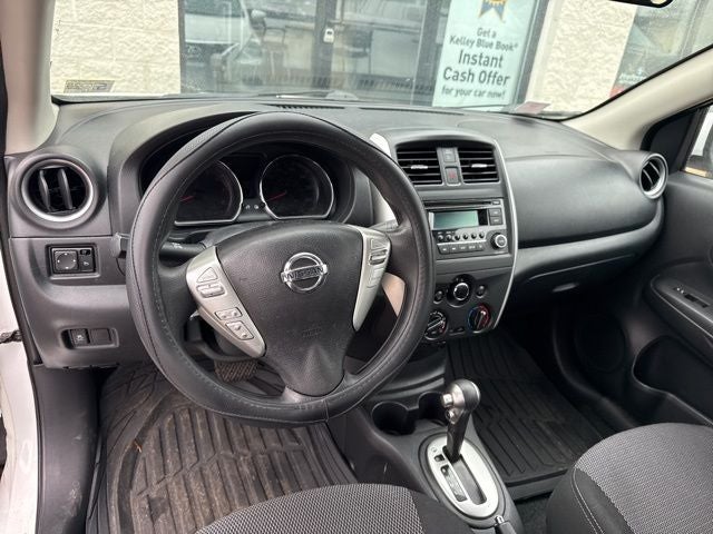 2015 Nissan Versa 1.6 S Sedan Automatic