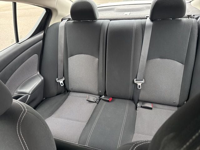 2015 Nissan Versa 1.6 S Sedan Automatic